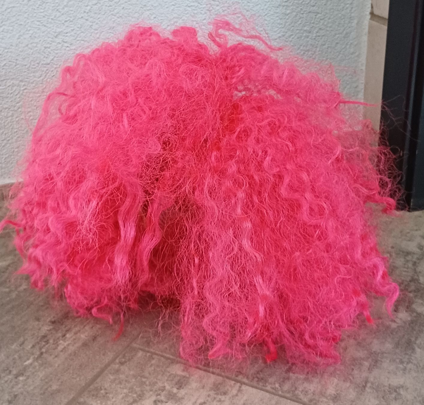 Parrucche: Perücke pink wie NEU – Nuovo (secondo la descrizione) da Entlebuch venduto da Waldschratt65 1