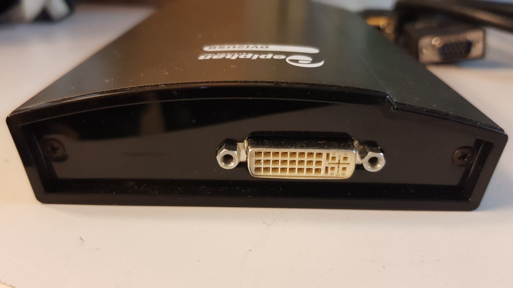 Convertitori: DVI zu USB Konverter – Usato da Frauenfeld venduto da Tozz 2