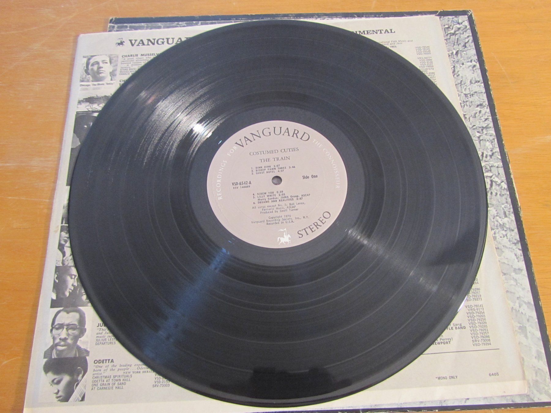 Vinyles: TRAIN:   Costumed Cuties – D'occasion à Seengen par mikelele 2