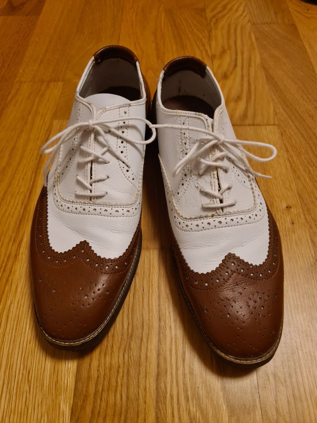 Chaussures hommes: Rock'n'roll Swing Herrenschuhe – D'occasion à Ruswil par LeaK02