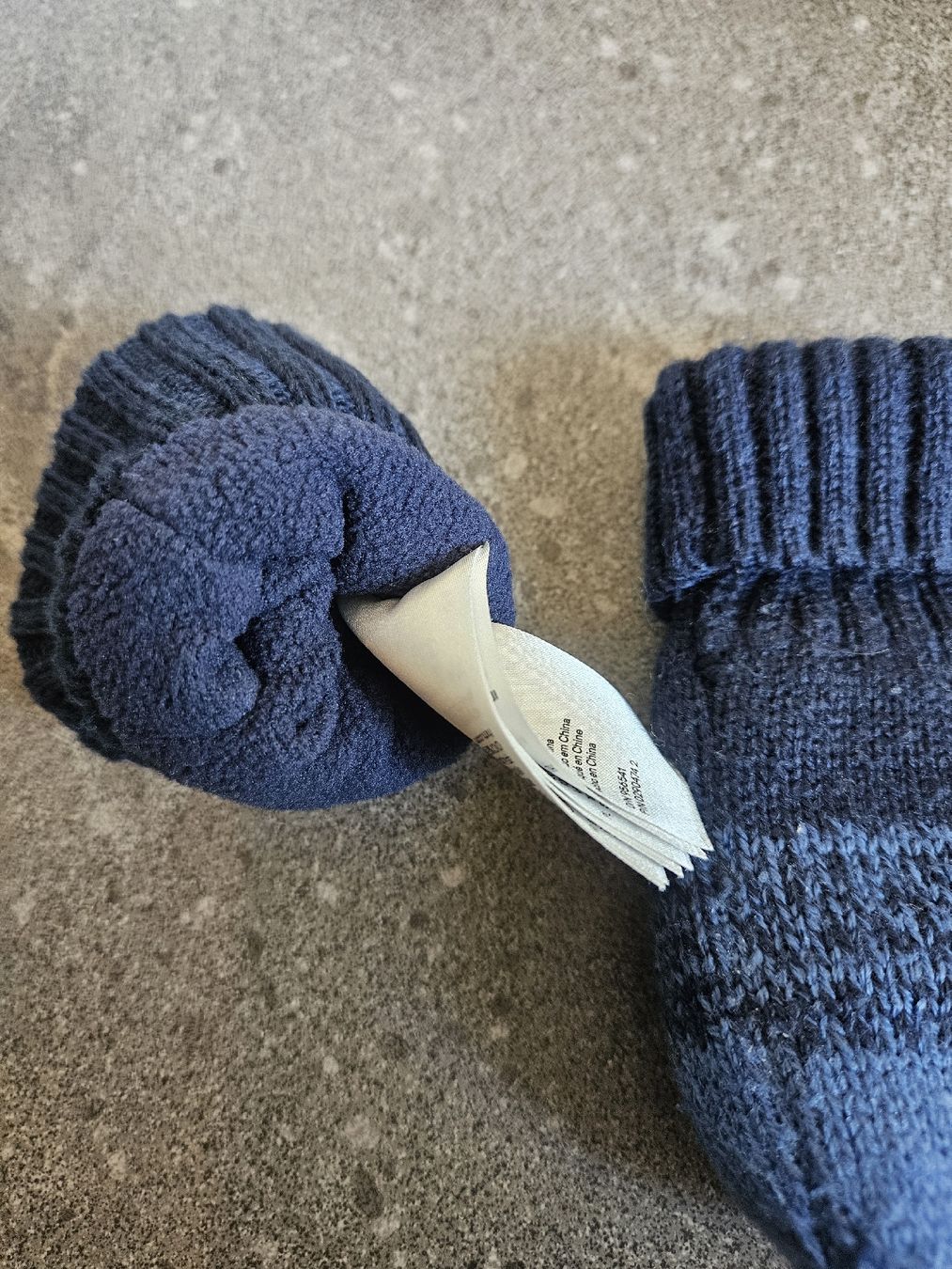 H&M Guanti: Fäustlinge Gr. 74/80 – Usato da Sempach venduto da Bebla10 1