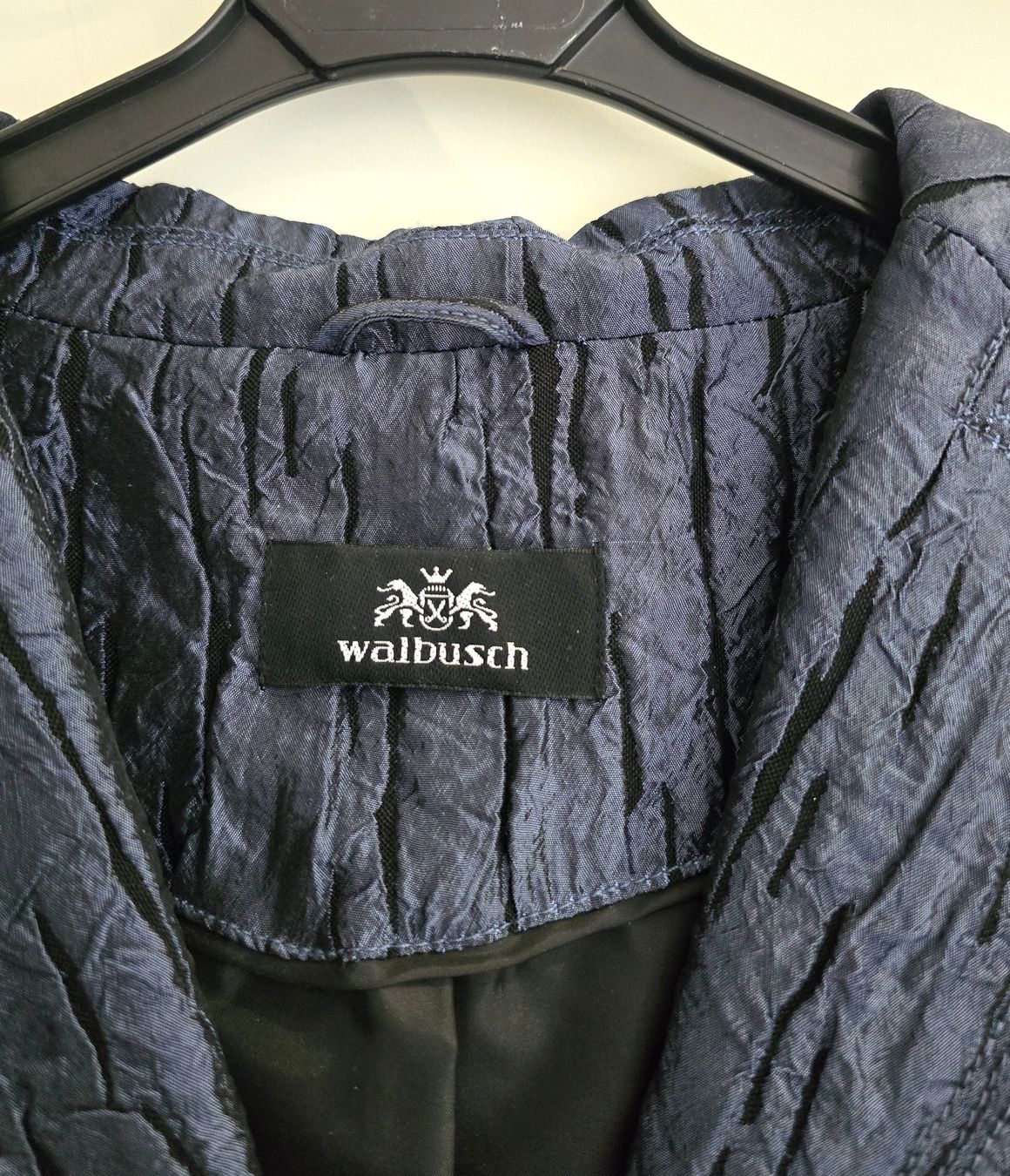 Walbusch Giacche: Waldbusch Damen Blazer Grösse 22 / 44 – Usato da Oetwil an der Limmat venduto da dhantal 1