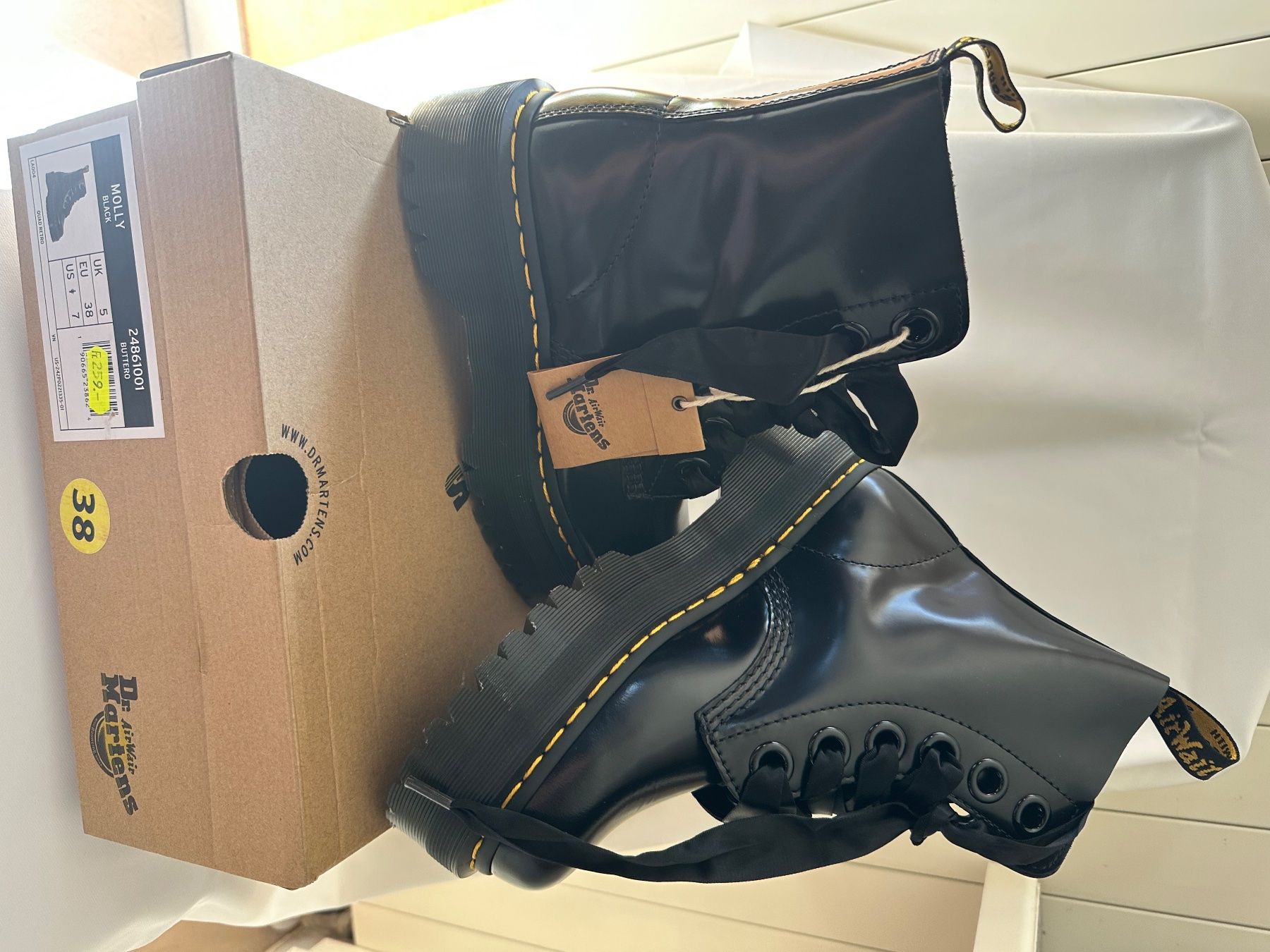Dr. Martens Scarpe da uomo: Dr Martens Molly Black – Nuovo e nell'imballaggio originale da Onex venduto da eri_jx6q 2