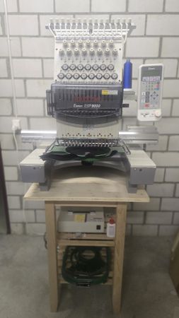 Stickmaschine, TOYOTA Expert ESP 9000; 15 Nadeln,Top Zustand
