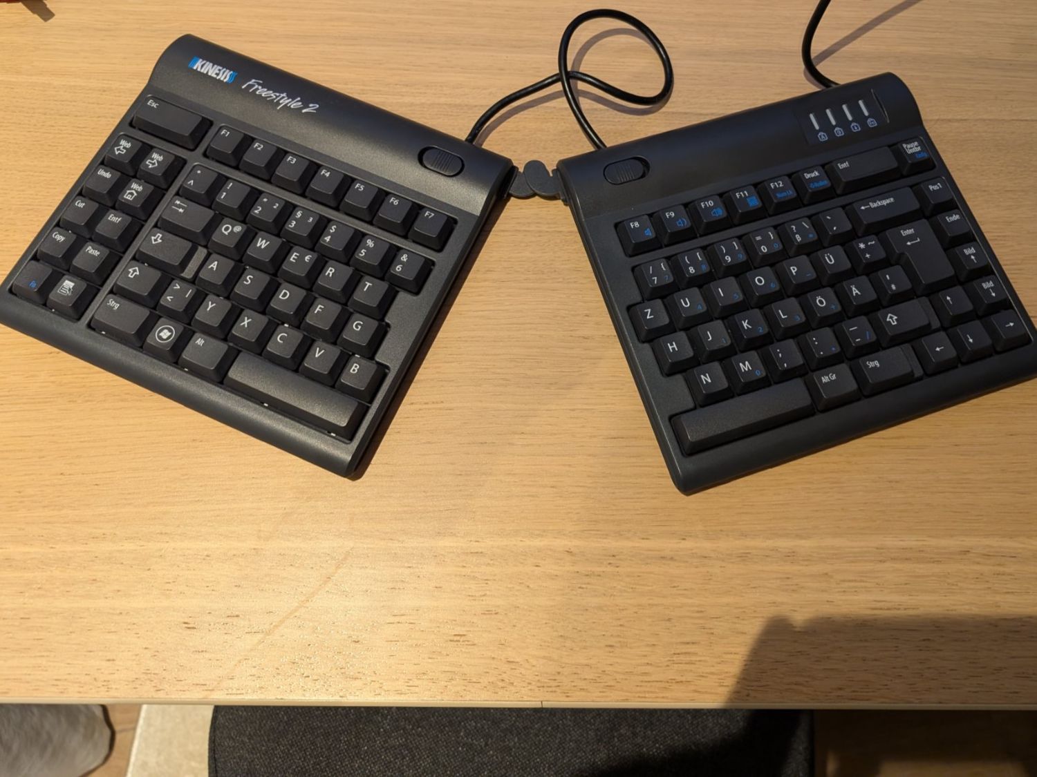 Tastiere: Kinesis Freestyle2 (9", DE) – Usato da Zollikofen venduto da bar_xd9b 1