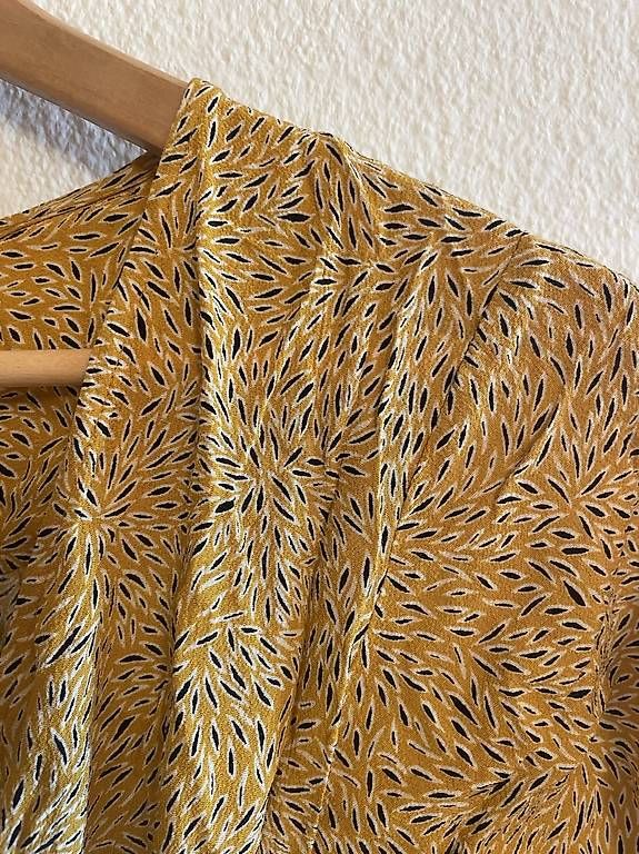 Ba&Sh Kleider: Robe Ba&sh – Gebraucht aus Neuchâtel von Estonia17 2