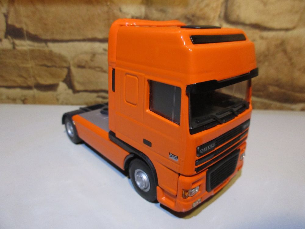 JOAL camion 1/50 DAF XF 95 + semi porte container. Sans boite | UK