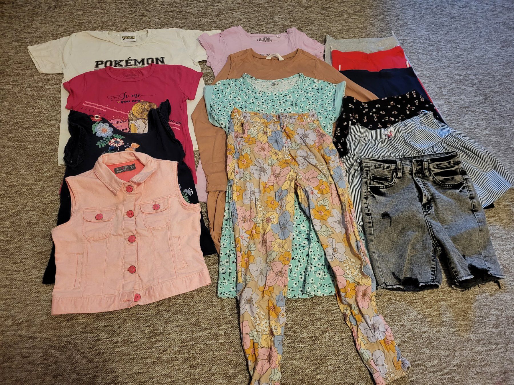 Lotti & Set di vestiti: Kleiderpaket Sommer, Mädchen, Gr. 140 – Usato da Stüsslingen venduto da mar_2mbn