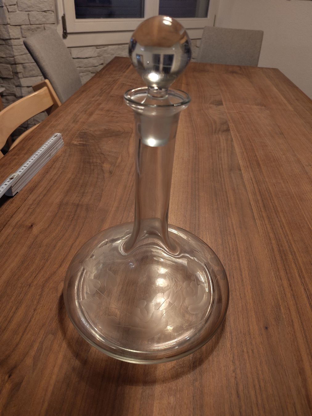 Karaffen: Dekantierer / Glaskaraffe mit Blumenmotiv – Gebraucht aus Wiesendangen von sil_j598