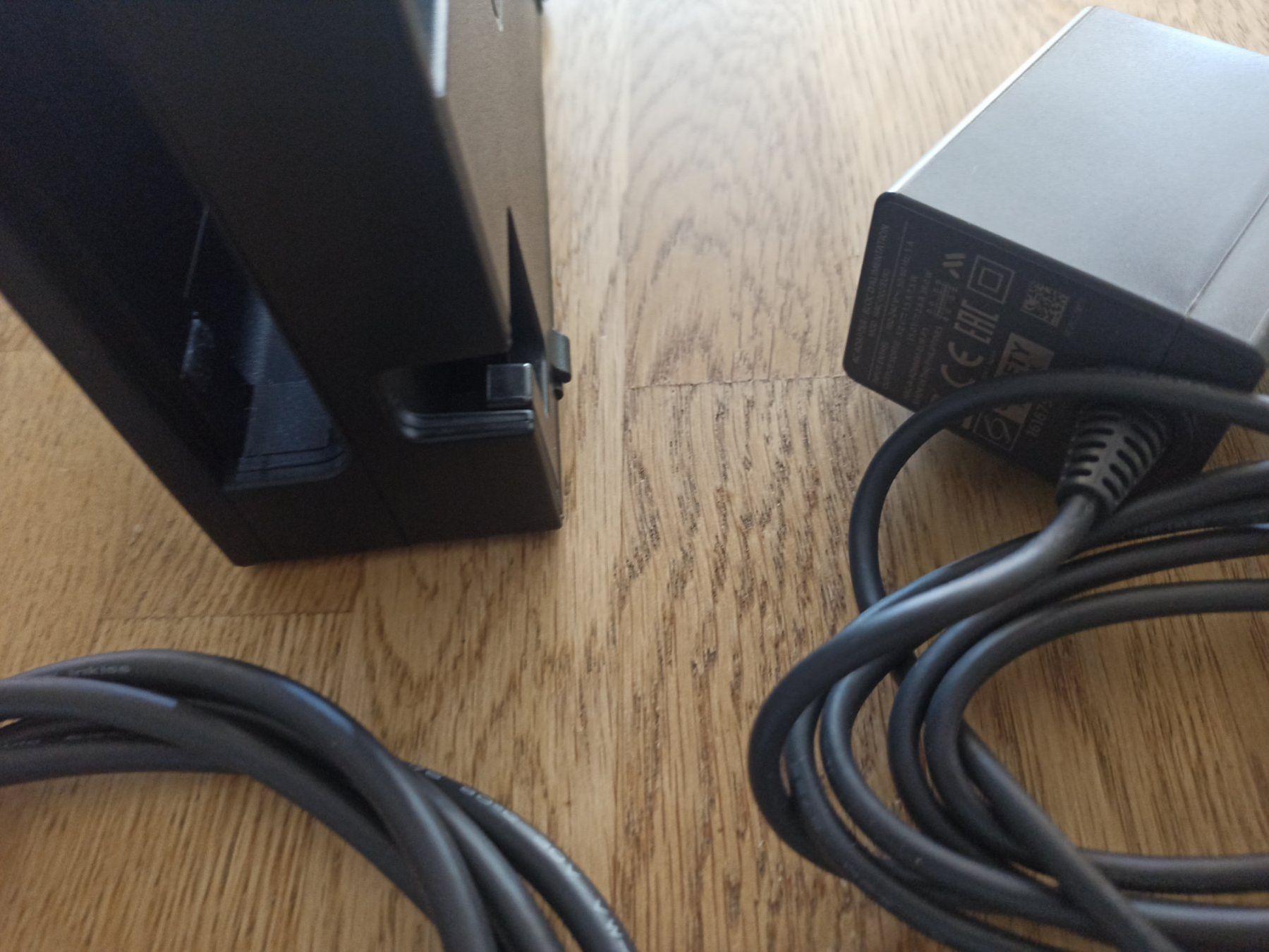 Docking station: Original Nintendo Switch TV-Dockingstation mit Netzteil NSW – Usato da Oberweningen venduto da mar_87mx 4