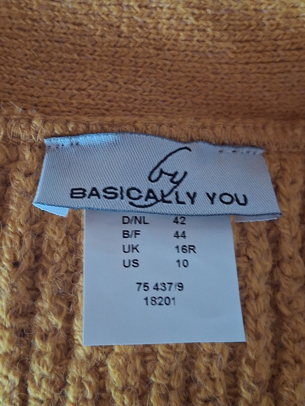 Jacken: Jaquette marque Basically You jaune moutarde taille 42  – Neu und originalverpackt aus Villiers von san_jn5w 1