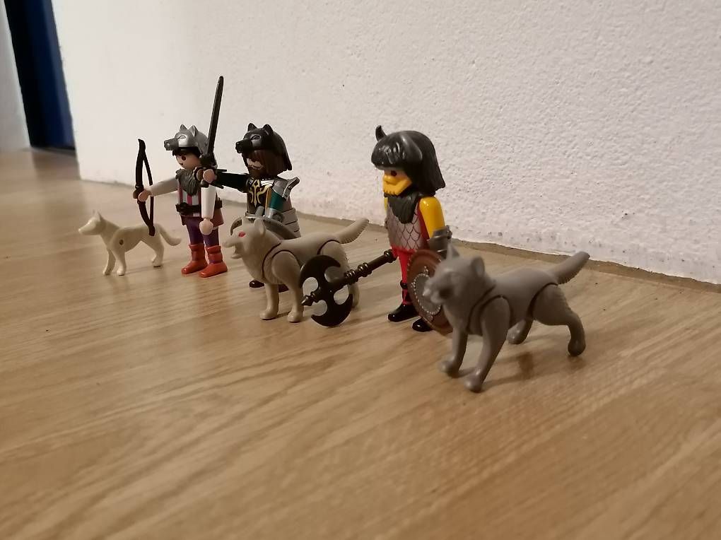 Giocattoli: Trappeurs et chiens – Usato da Onex venduto da choupeetchoupi 1