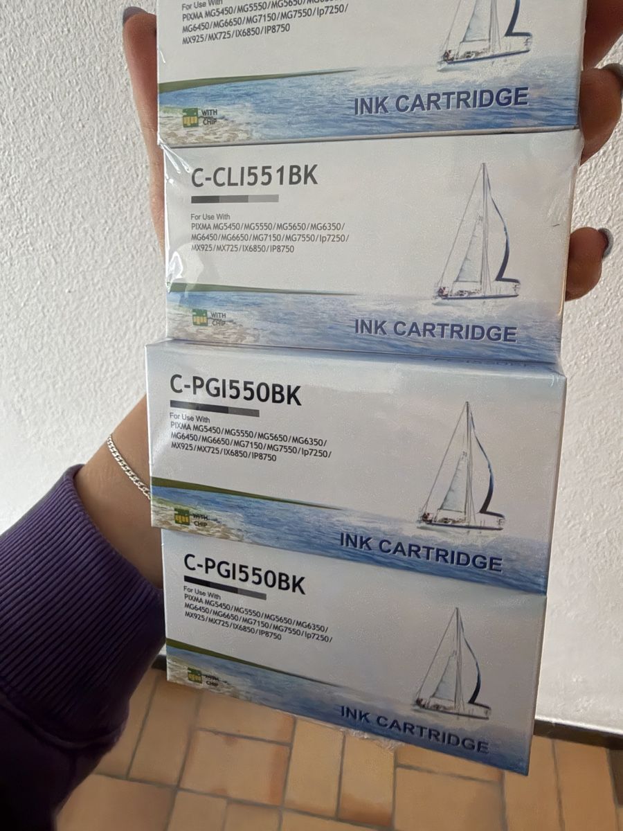 Canon Cartucce per stampanti & toner: Canon Ink Cartridge Bundle - CLI-551&PGI-550 - New! – Nuovo e nell'imballaggio originale da Matten b. Interlaken venduto da kat_68g9 3
