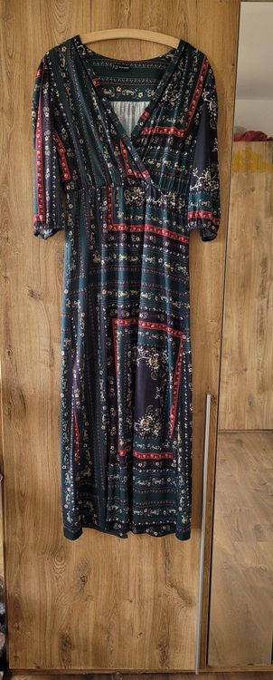 Robe Chic Noir Et Blanc - Taille 42, Longueur 100 Cm, Neuve Sans étiquettes