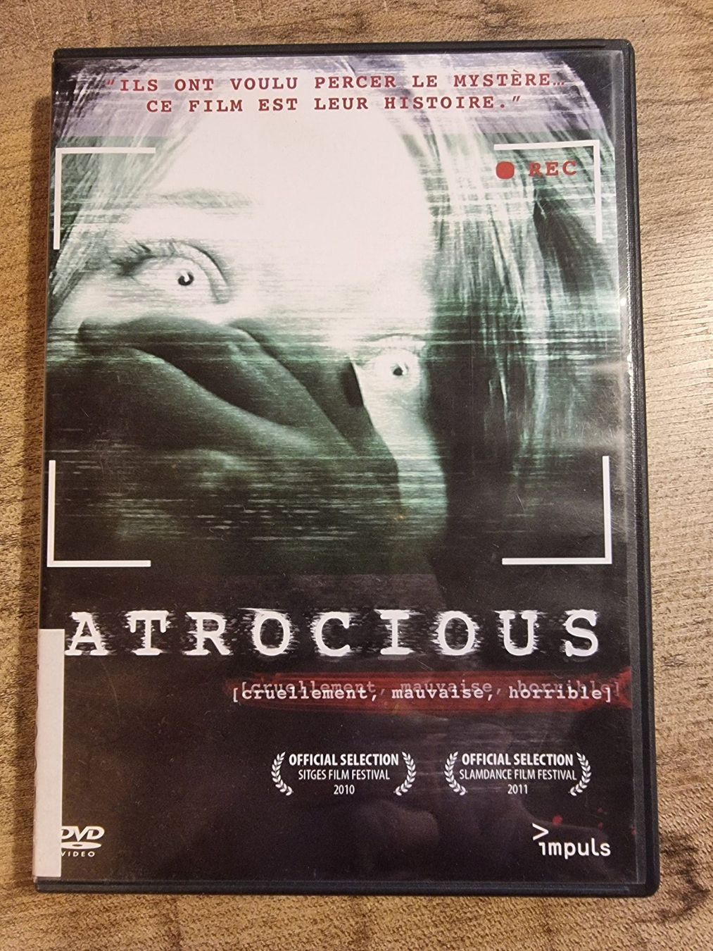 Tutti i DVDs: Atrocious – Usato da Chavannes-près-Renens venduto da XWR4