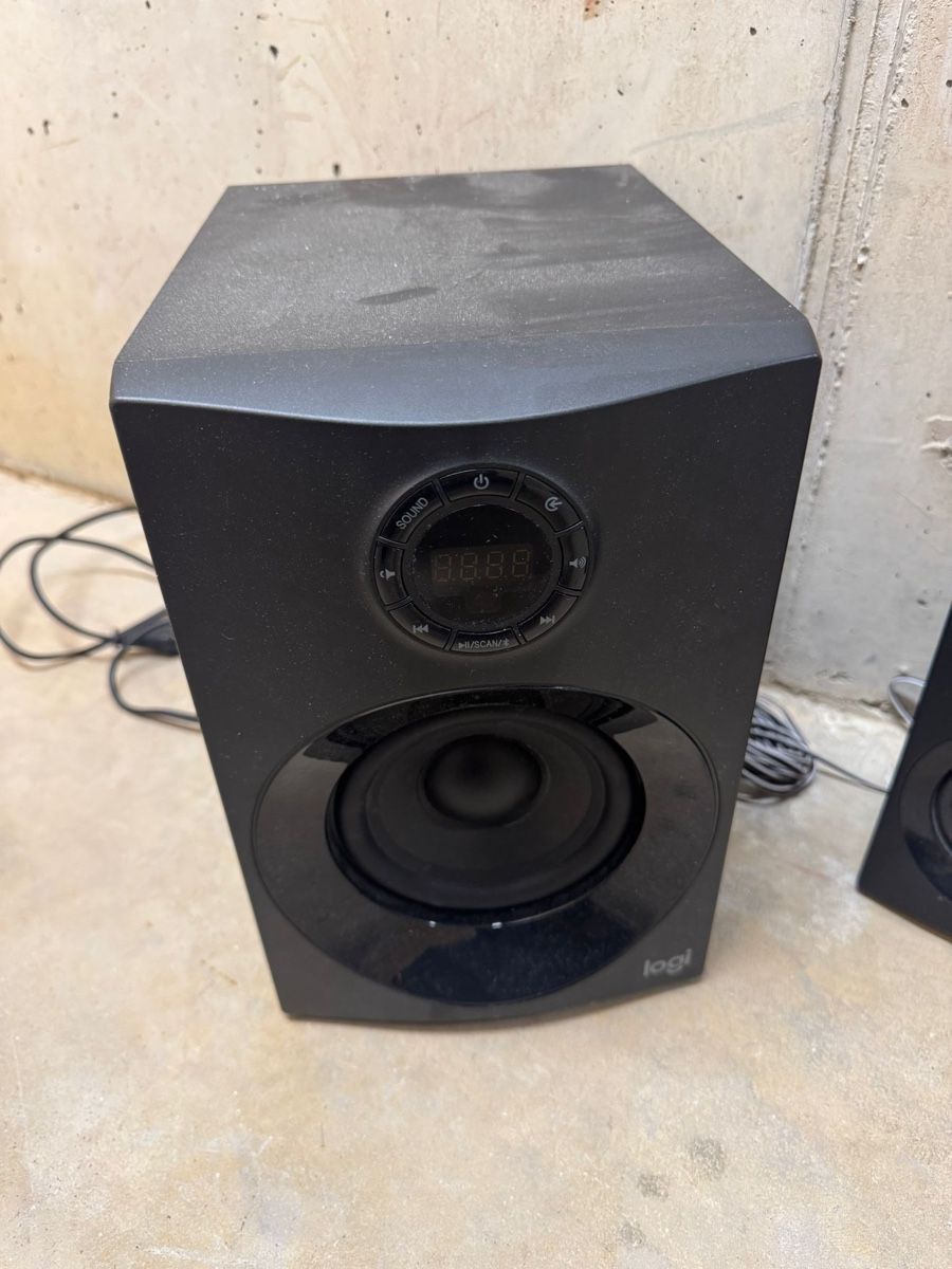 Logitech Casse acustiche: Système de son surround Logitech Z607 5.1 - Impeccable! – Usato da Monthey venduto da Susii_M