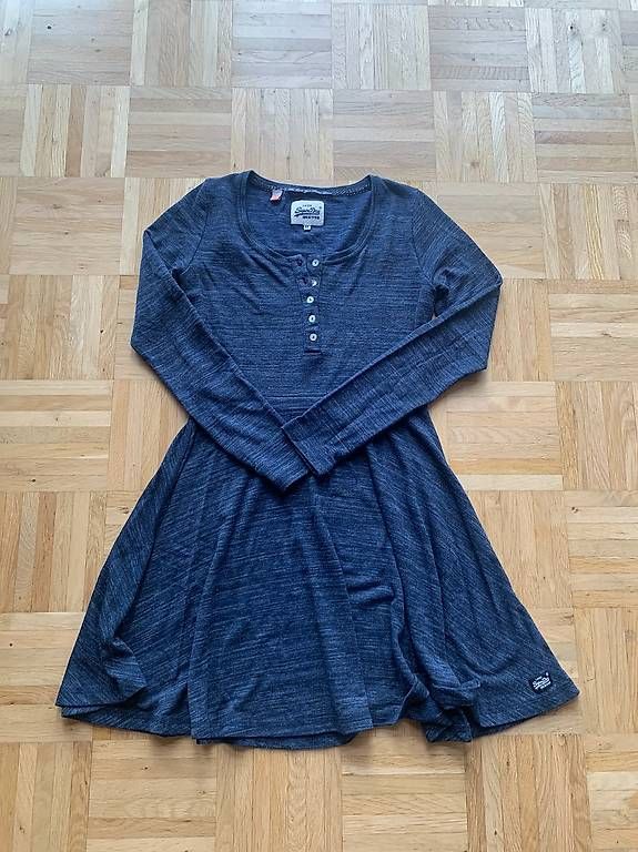 Superdry Vestiti: hübsches Kleid, Grösse M, Superdry, blau – Usato da Gwatt (Thun) venduto da car_8q8n