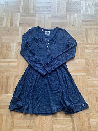 hübsches Kleid, Grösse M, Superdry, blau