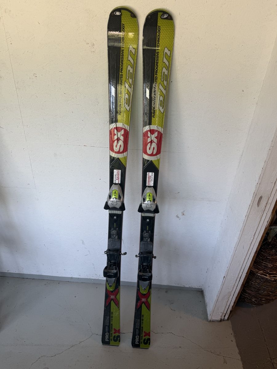 Elan Skis: Elan ski 160cm – D'occasion à Murten par Ski-Outlet