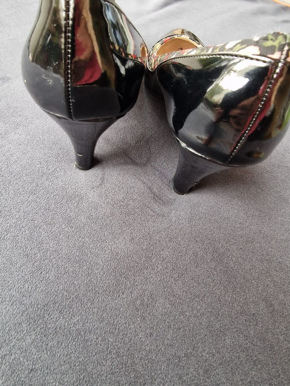 Scarpe da donna: Dirndlschuhe Schwarz mit Blumenrand – Grösse 40 – Usato da Zumikon venduto da pat_m55d 3
