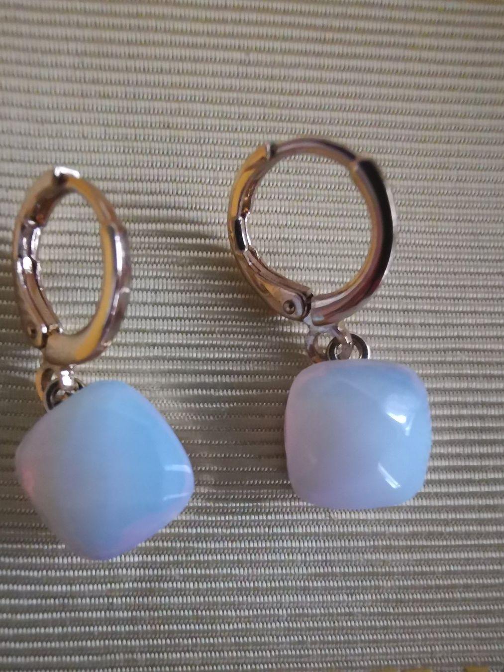 Ohrringe & -stecker: Boucles d'oreilles pierres – Neu (gemäss Beschreibung) aus Brügg BE von Angel2300