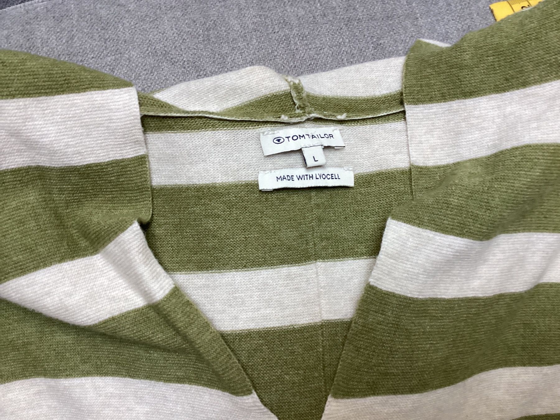 Tom Tailor Pullover & Sweatshirts: Schöner Tom Taylor Damen Pullover mit Kapuze gestreift Gr. L – Gebraucht aus Homberg b. Thun von Homata 4