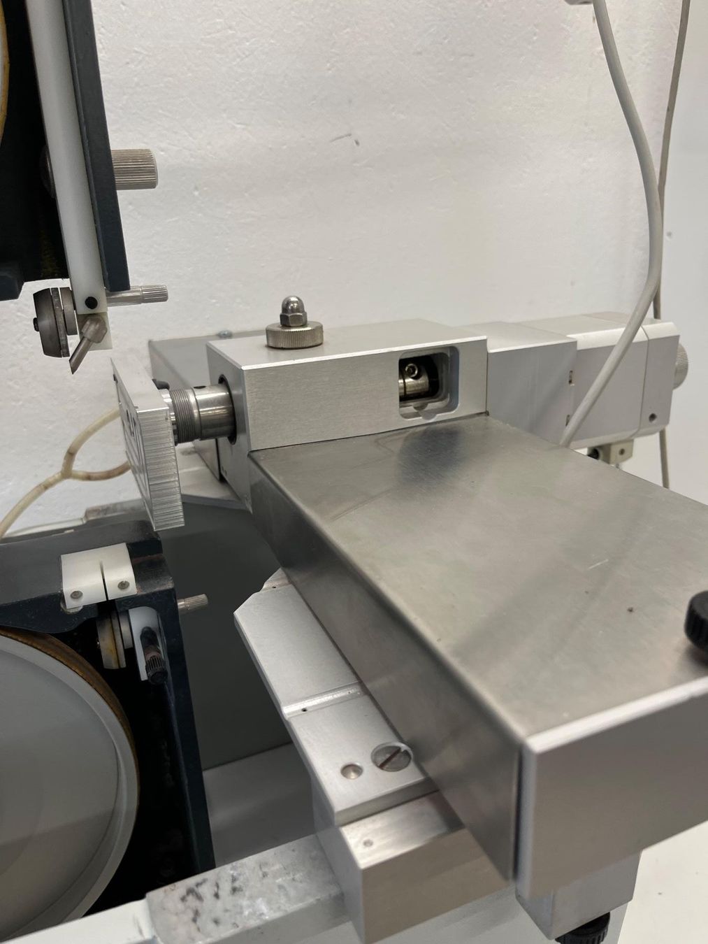 Accessori da laboratorio: EXAKT 300 Pathologische Bandsäge – Usato da Niederdorf venduto da LeptonAG_Labor 5
