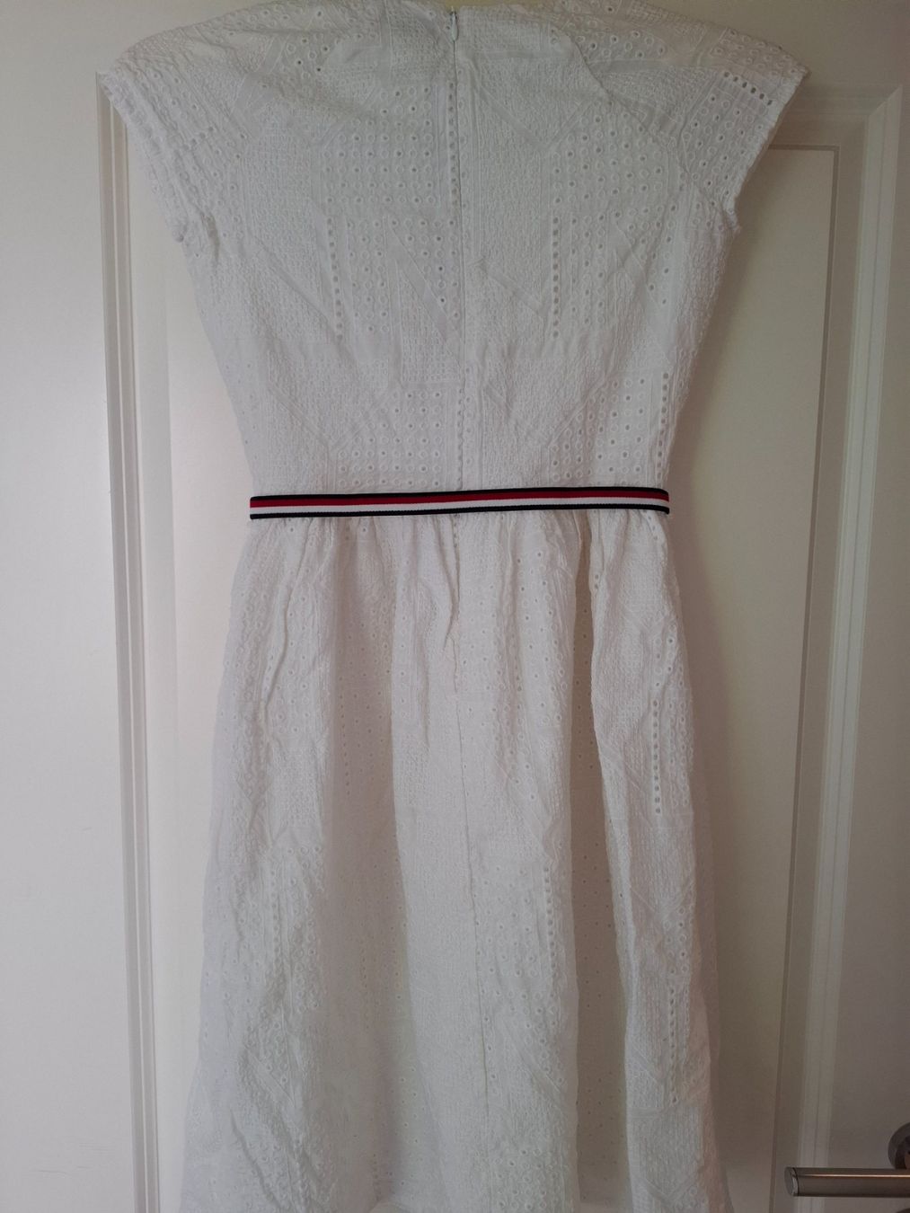 Tommy Hilfiger Vestiti & Gonne: Tommy Hilfiger, Kleid, weiß, Gr. 152 – Usato da Dornach venduto da shoe-lina 2