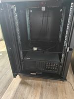 Server (inkl. Schrank)