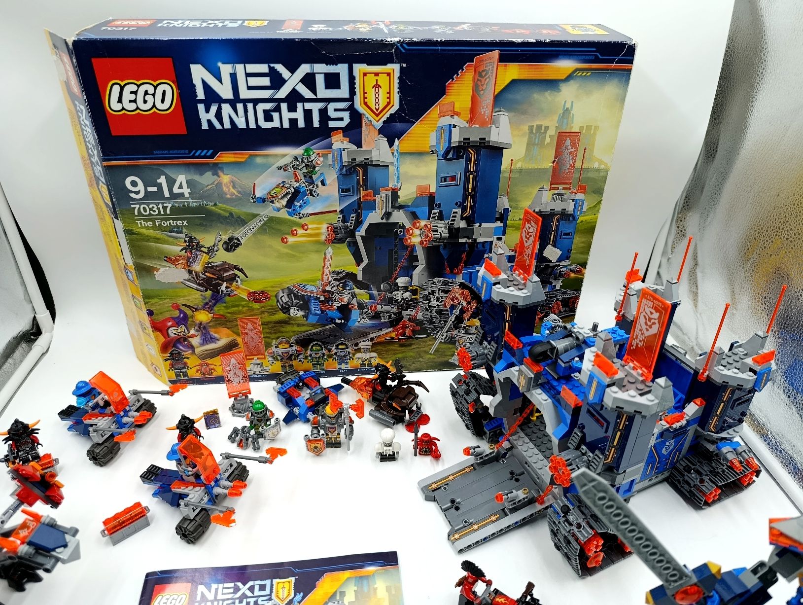 Lego Kit di costruzioni: Lego Nexo Knights Sets – Usato da Wil SG venduto da Donaldus 2