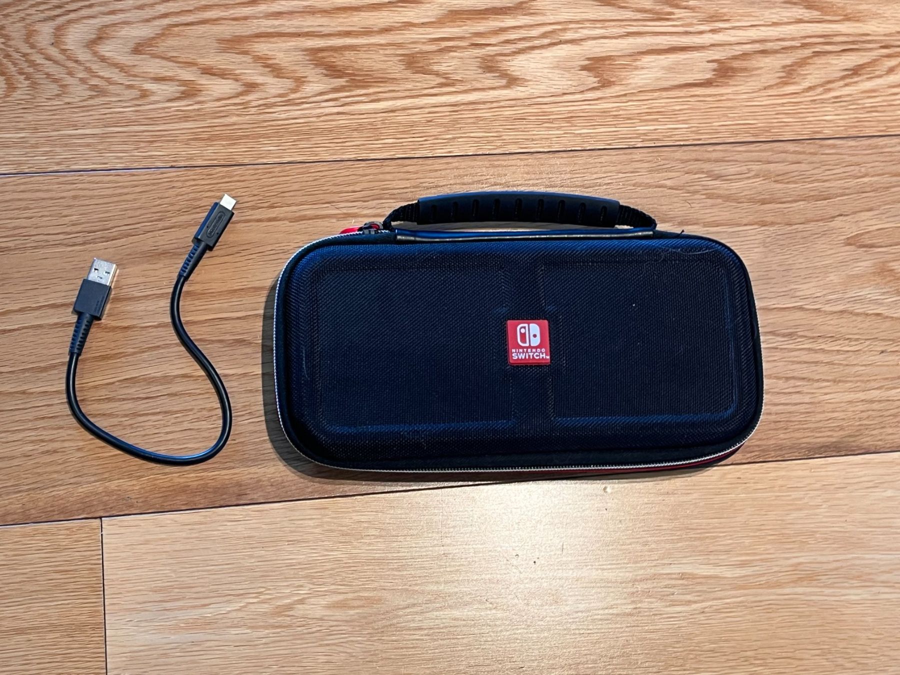 Nintendo Custodie protettive: Custodia per Nintendo Switch + Cavo originale - ottimo stato – Nuovo (secondo la descrizione) da Montagnola venduto da ciain67 6