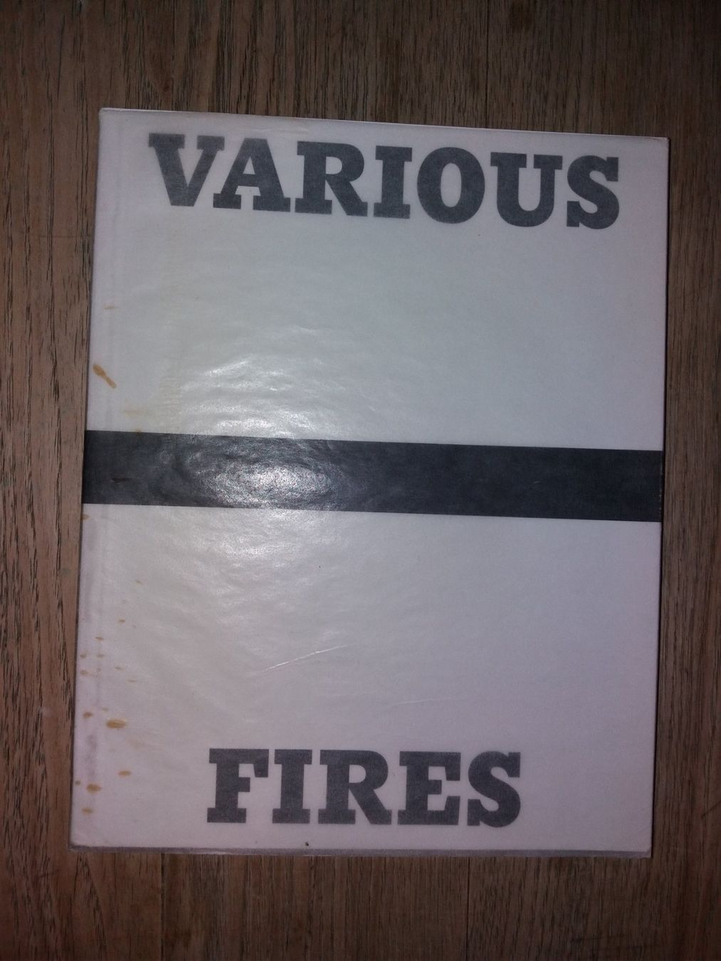 Livres: FOTOBUCH Various Fires sehr selten – D'occasion à Welschenrohr par Regool