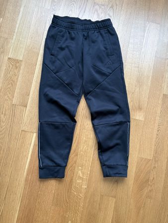 Adidas Hosen Gr. 128/134