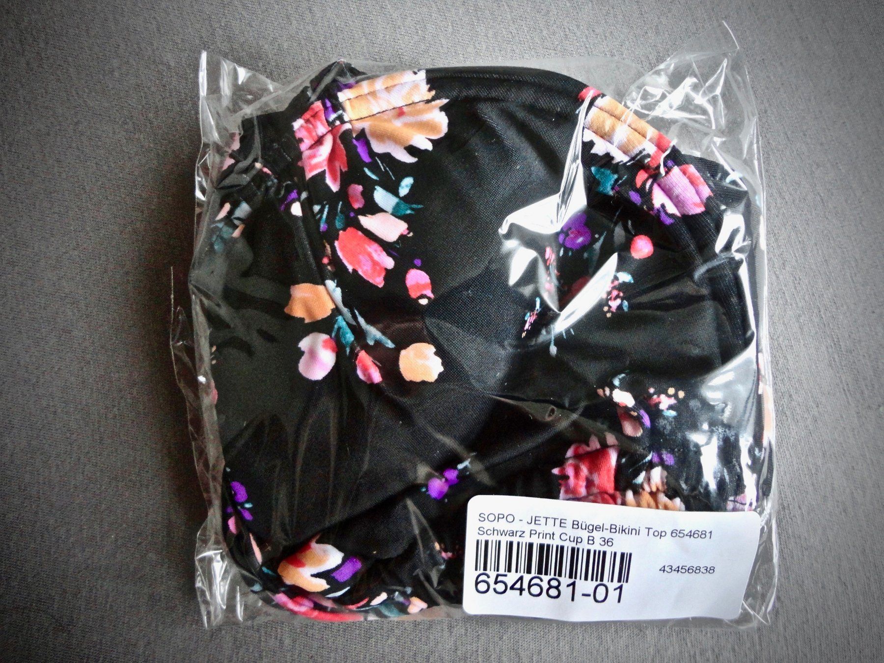 Badekleider & Bikinis: Jette Bügel-Bikini Top, Schwarz Cup B 36 – Neu und originalverpackt aus Dottikon von Facehugger2012