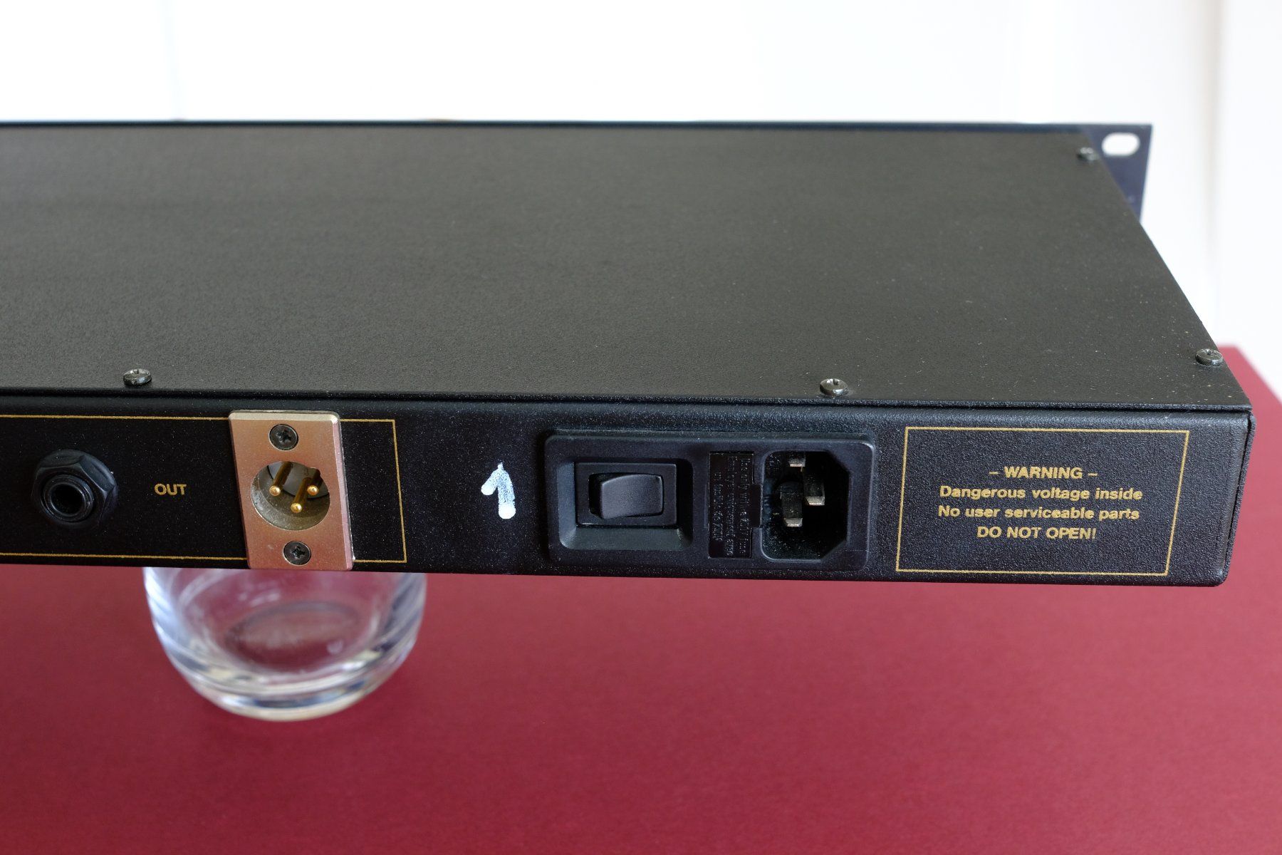 Behringer Equalizer: Parametrischer Equalizer Behringer – Gebraucht aus Bulle von Vollbeat 6