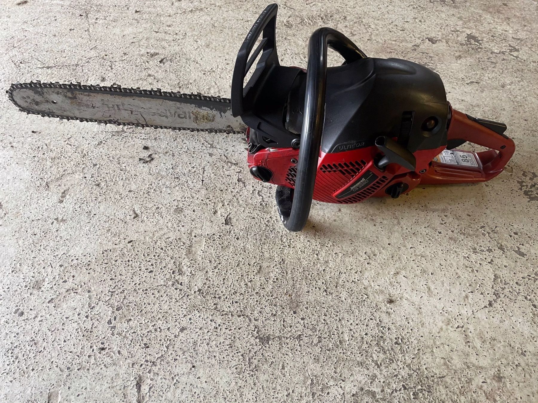 Jonsered Sägen: Motorsäge Jonsered CS 2260 – Gebraucht aus Grono von