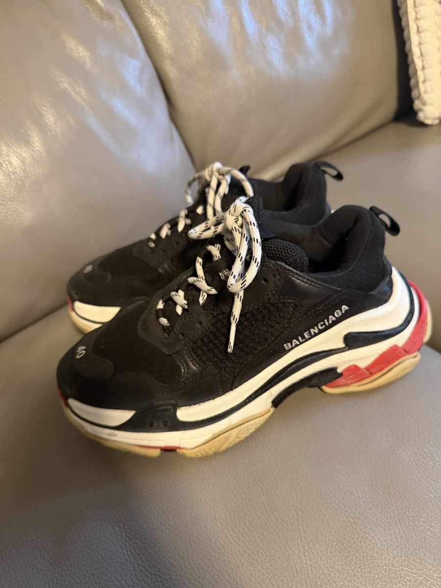Balenciaga Scarpe da uomo: Balenciaga triple S – Usato da Bern venduto da LVGG 3