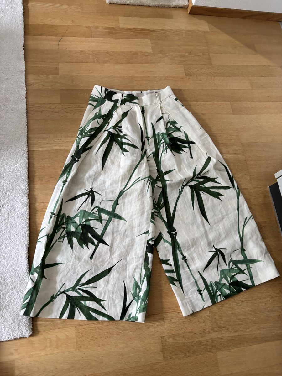 Massimo Dutti Pantaloni: Massimo Dutti Jupe Culotte 38 – Usato da Fribourg venduto da dafral