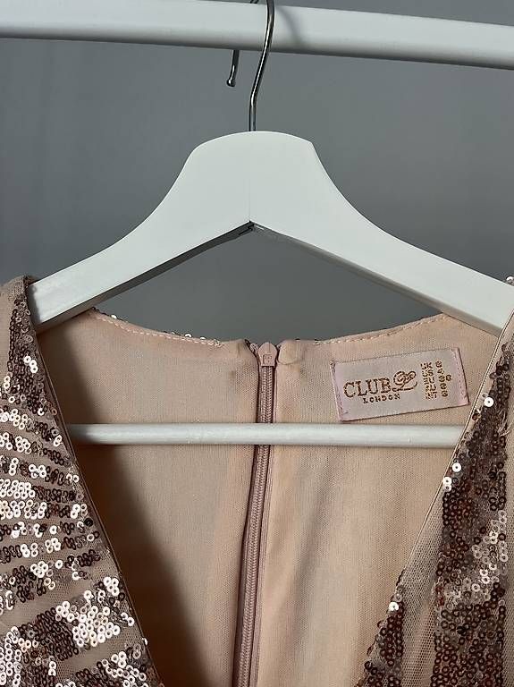 Kleider: Pailettenkleid Grösse S – Gebraucht aus Thun von katjaaa 2