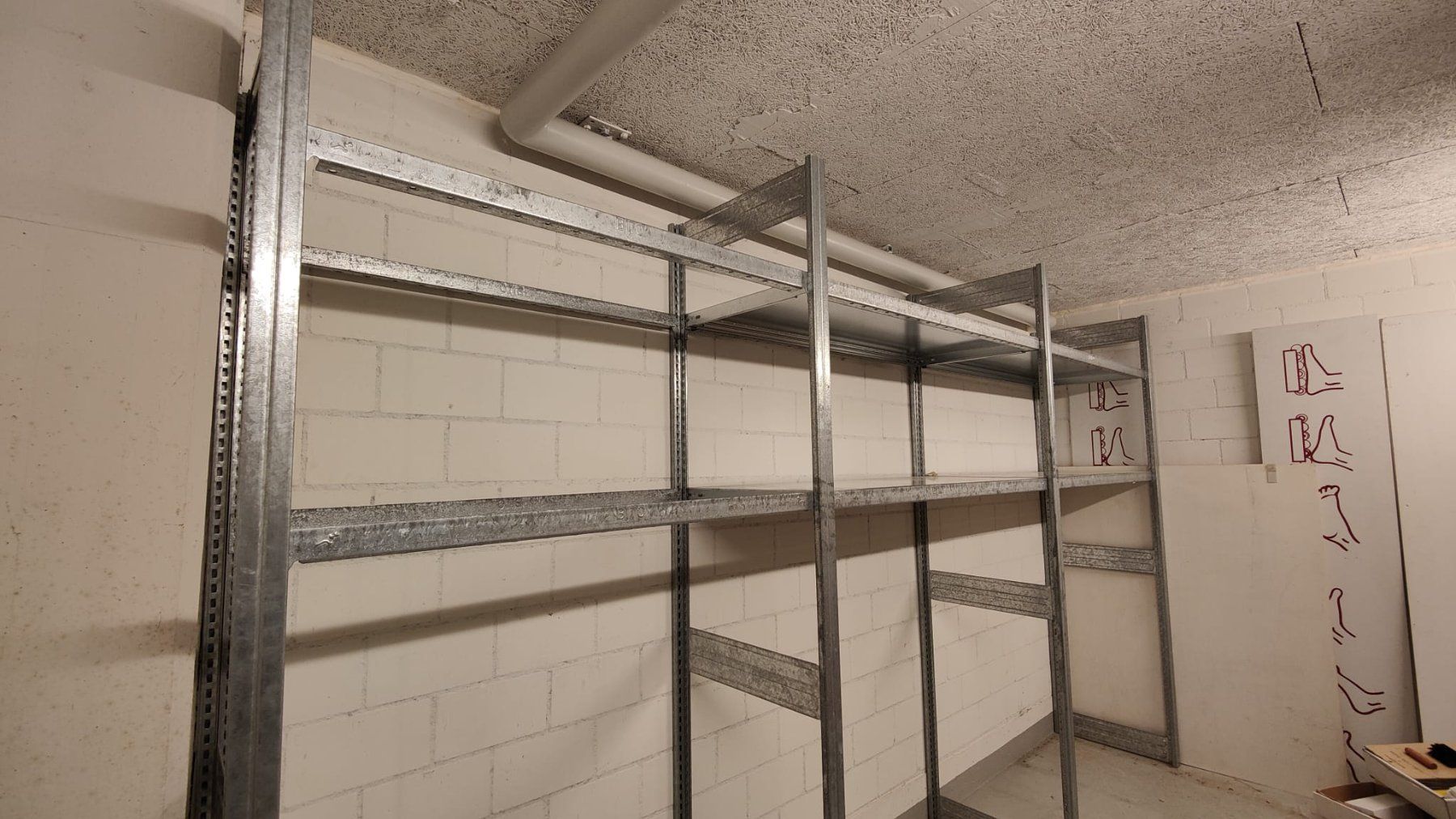 Scaffali: Bito Lagergestell – Usato da Rotkreuz venduto da Basana2 3