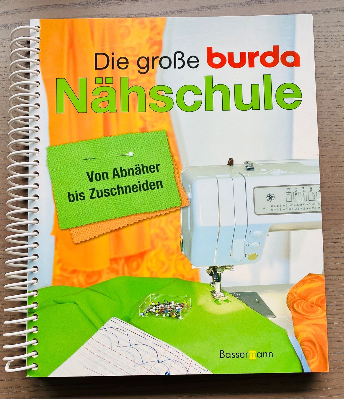Bücher: Buch "Die große burda Nähschule" – Gebraucht aus Reichenburg von Noxima
