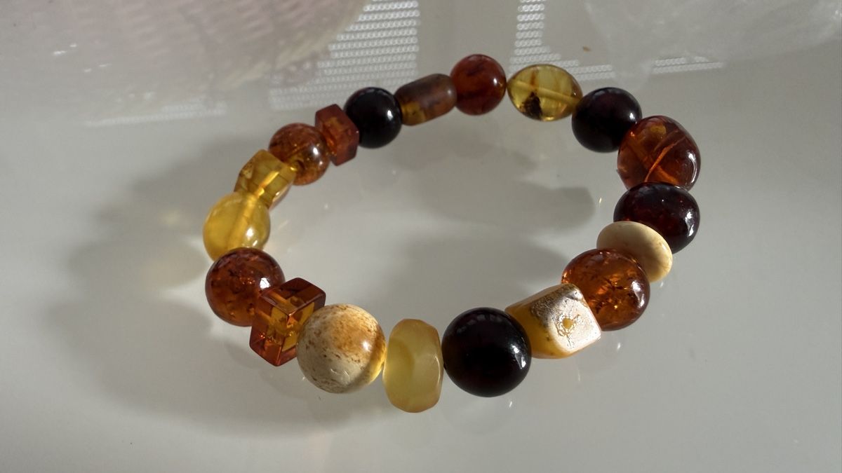 Bracciali & Braccialetti: Buntes Bernsteinarmband – Nuovo e nell'imballaggio originale da Ebikon venduto da Leonidas2 4