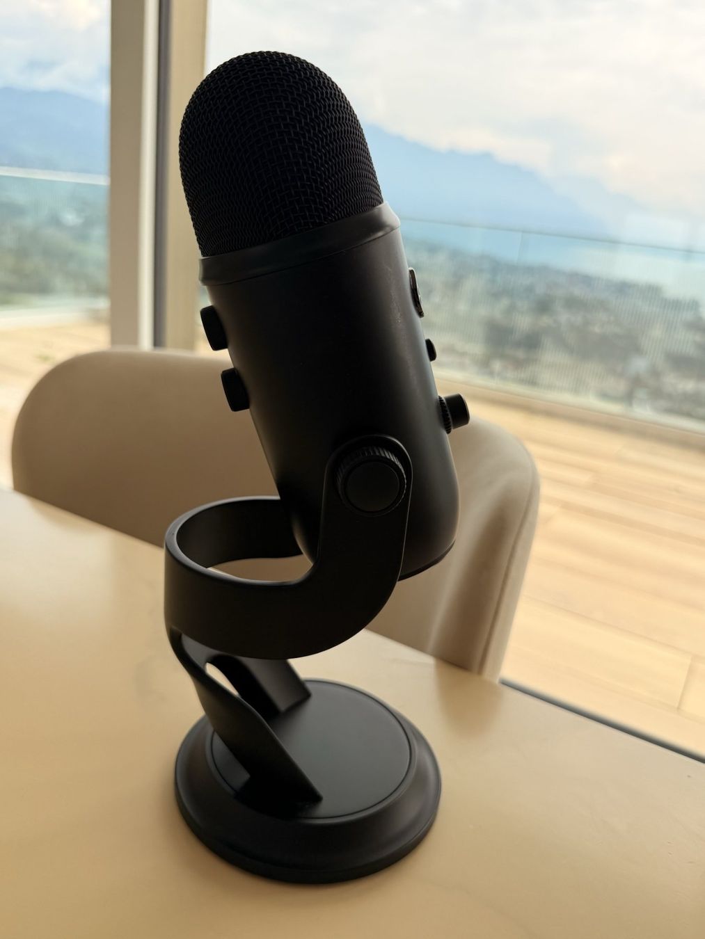 Logitech Mikrofone: Micro USB Blue Yeti noir, neuf – Neu (gemäss Beschreibung) aus Jongny von Poke-Riviera. 4