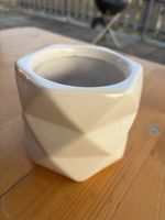 Blumentopf Keramik weiss geometrisch 