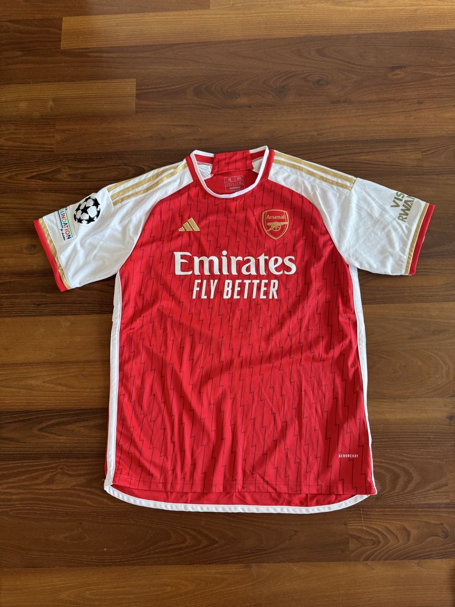 Arsenal Canottiere & Pantaloni: Arsenal Trikot – Usato da St. Gallen venduto da JanisB23