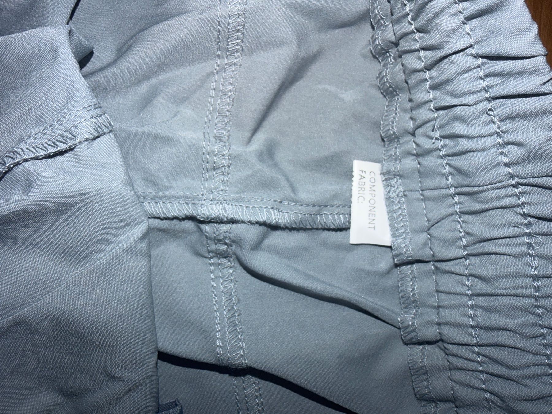 Pantalons: Hellgraue Cargo Hose – Neuf (Voir description) à bülach par Happylion1 1