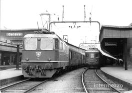Bahn // SBB CFF FFS Genf Genève Bahnhof gare RE 4/4