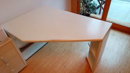 Massivholz-Schreibtisch, abgeschrägt, weiss