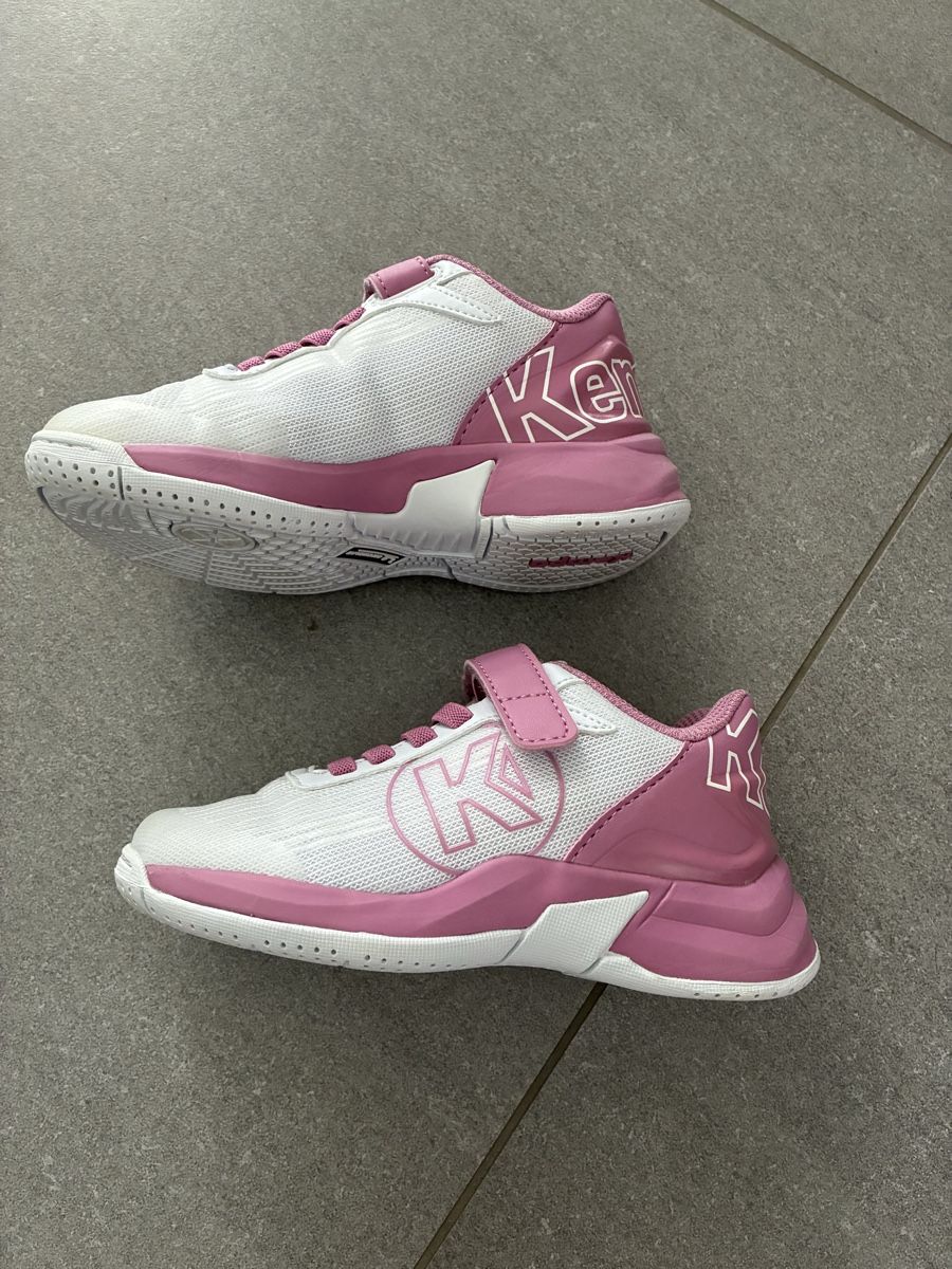 Scarpe per ragazze: Kempa Hallenschuhe Gr. 28 – Usato da Rohrbachgraben venduto da Silberkatze 1