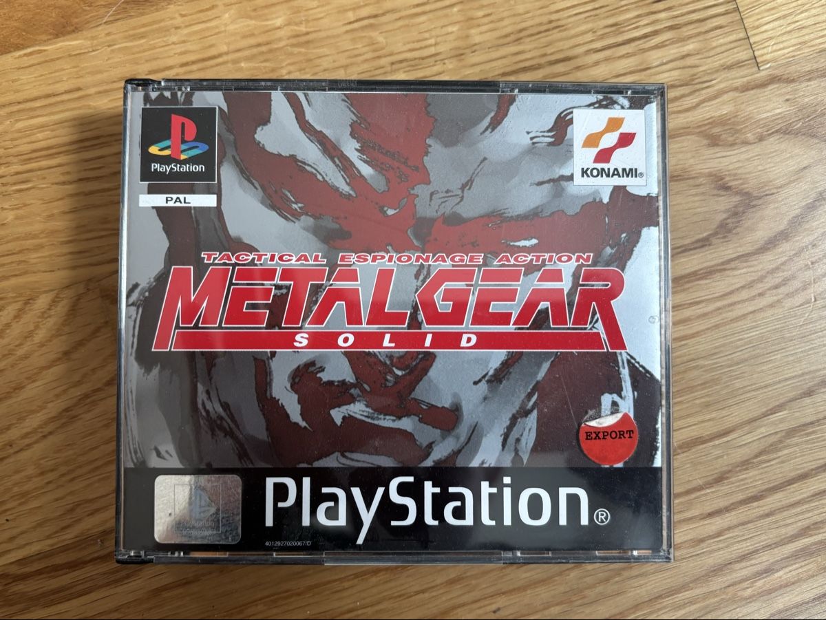 Jeux: PS (PAL) - Metal Gear Solid – D'occasion à Widen par mxpx_1981